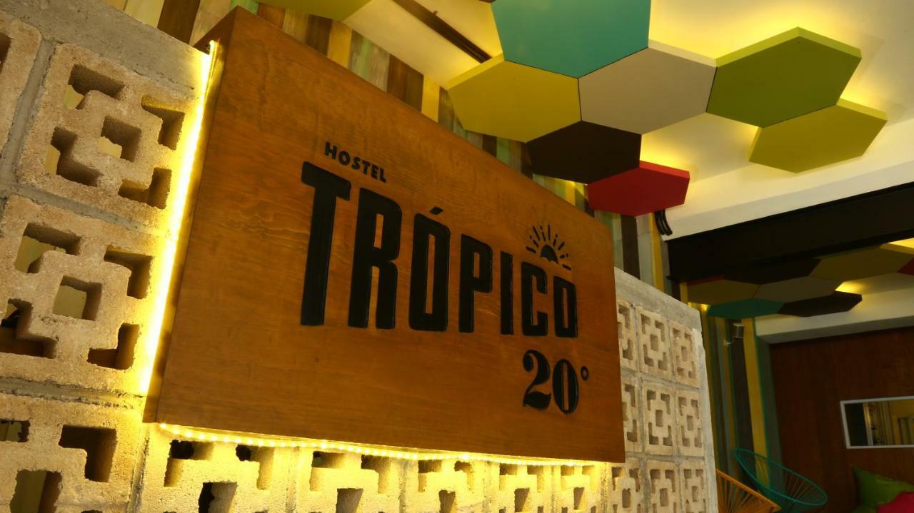 Tropico 20º Hostal